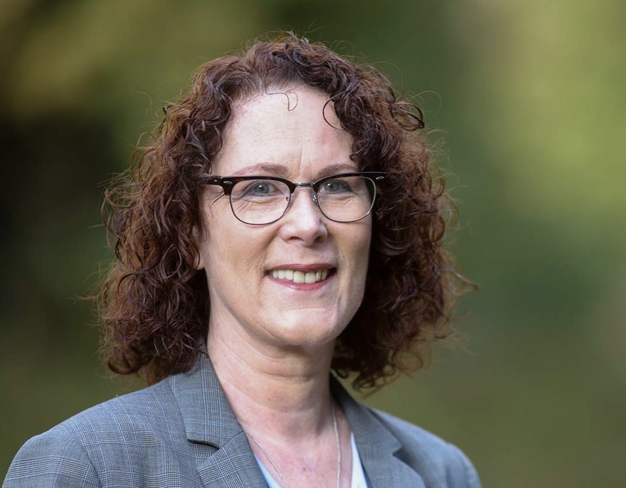 Val Hoyle